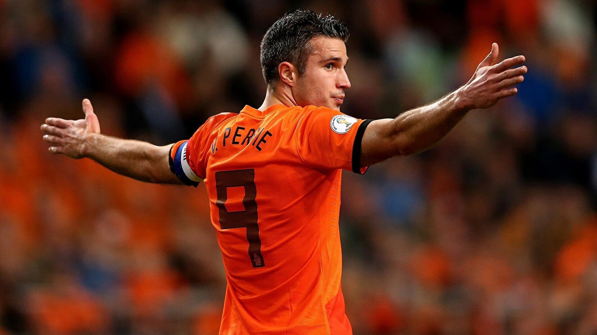 2026世界杯预选赛激战正酣,多支豪门球队提前锁定席位,亚洲区竞争白热化