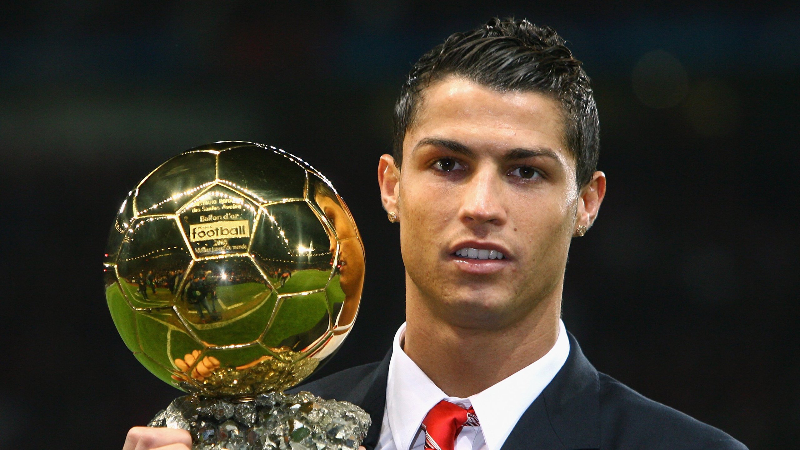 体育产业迎来新风口，政策红利与消费升级双