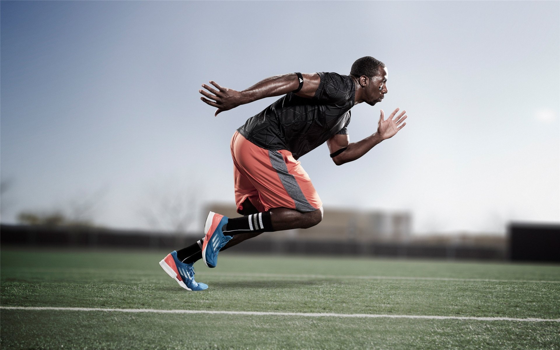 英超争冠白热化，曼城、阿森纳、利物浦上演终极对决